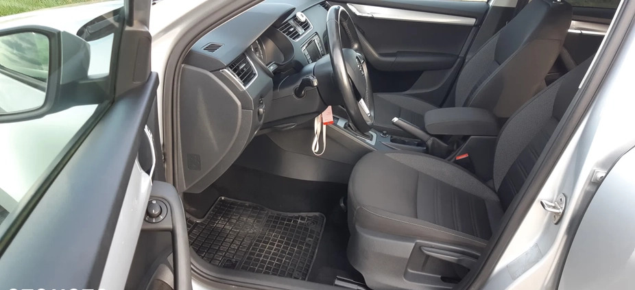 Skoda Octavia cena 49900 przebieg: 176000, rok produkcji 2017 z Syców małe 631